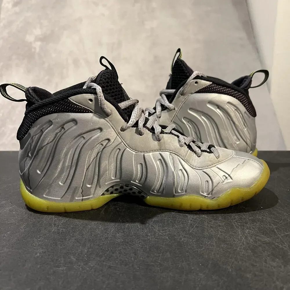 Nike Air Foamposite One Shoes Youth 6.5 Penny Silver Camo OG 644791-001 Sneakers
